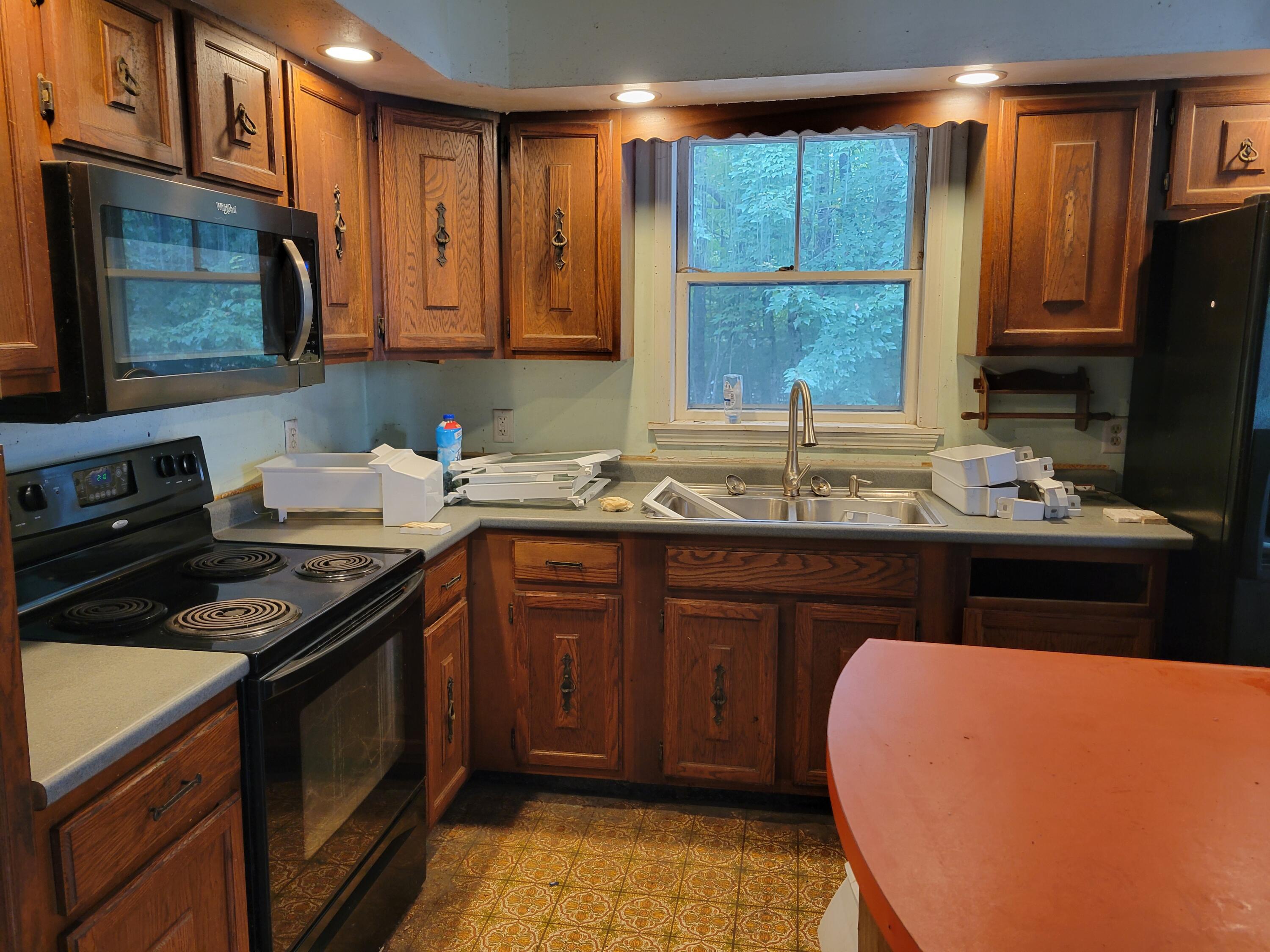 538 Poland Road Auburn ME 04210