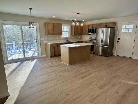 221 Dunton Road Naples ME 04055