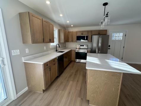 221 Dunton Road Naples ME 04055