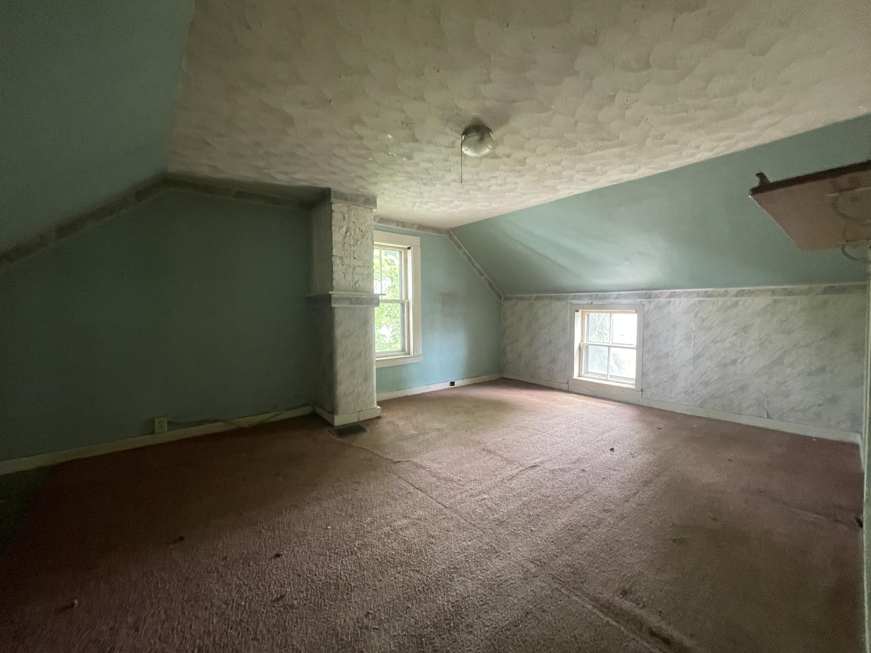 31 Highland Lane Bangor ME 04401
