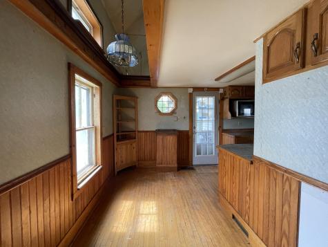 31 Highland Lane Bangor ME 04401