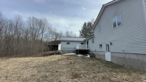 6 Coyote Alley Belgrade ME 04917