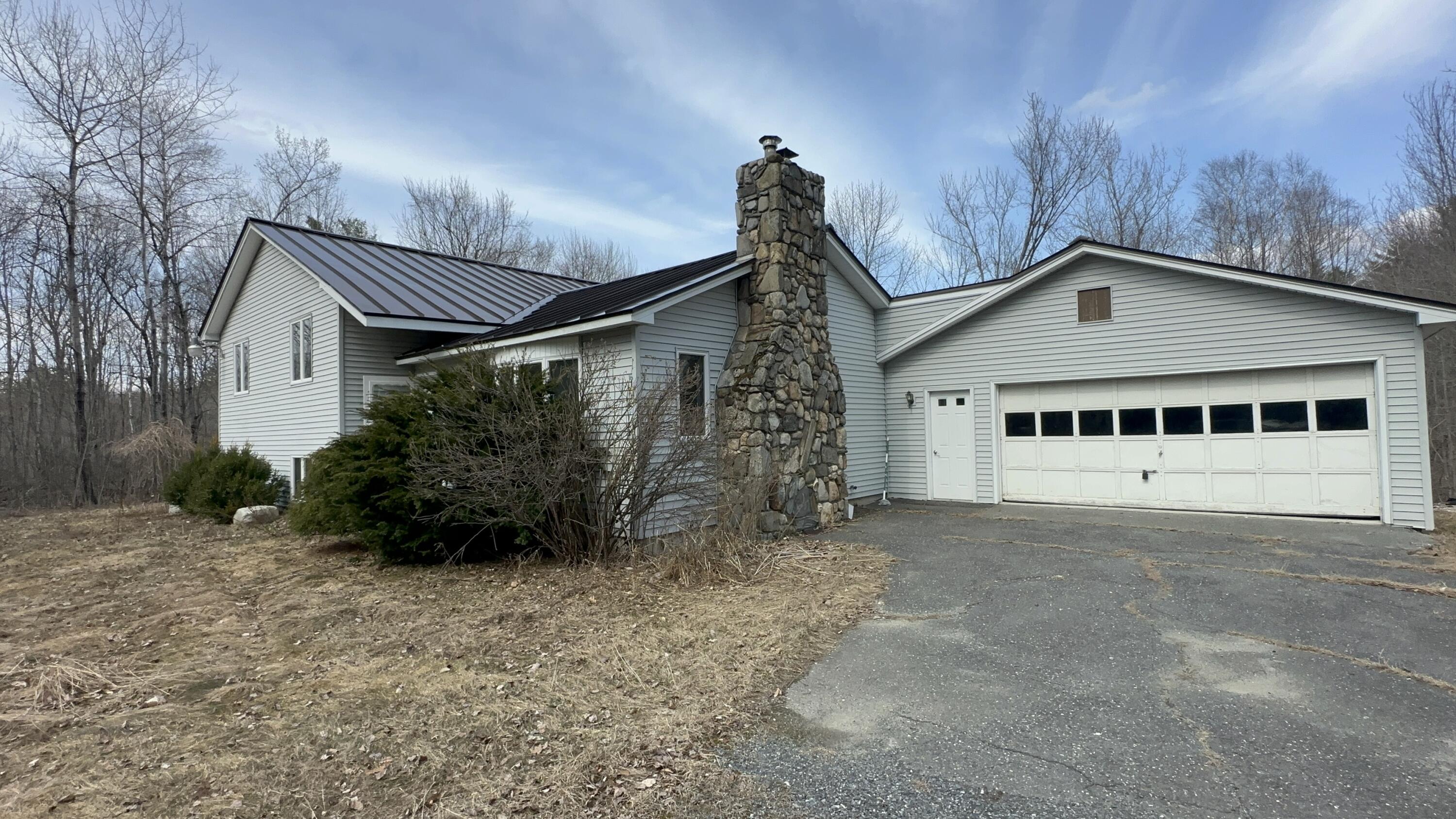 6 Coyote Alley Belgrade ME 04917