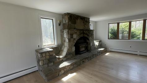 6 Coyote Alley Belgrade ME 04917