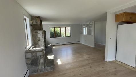 6 Coyote Alley Belgrade ME 04917