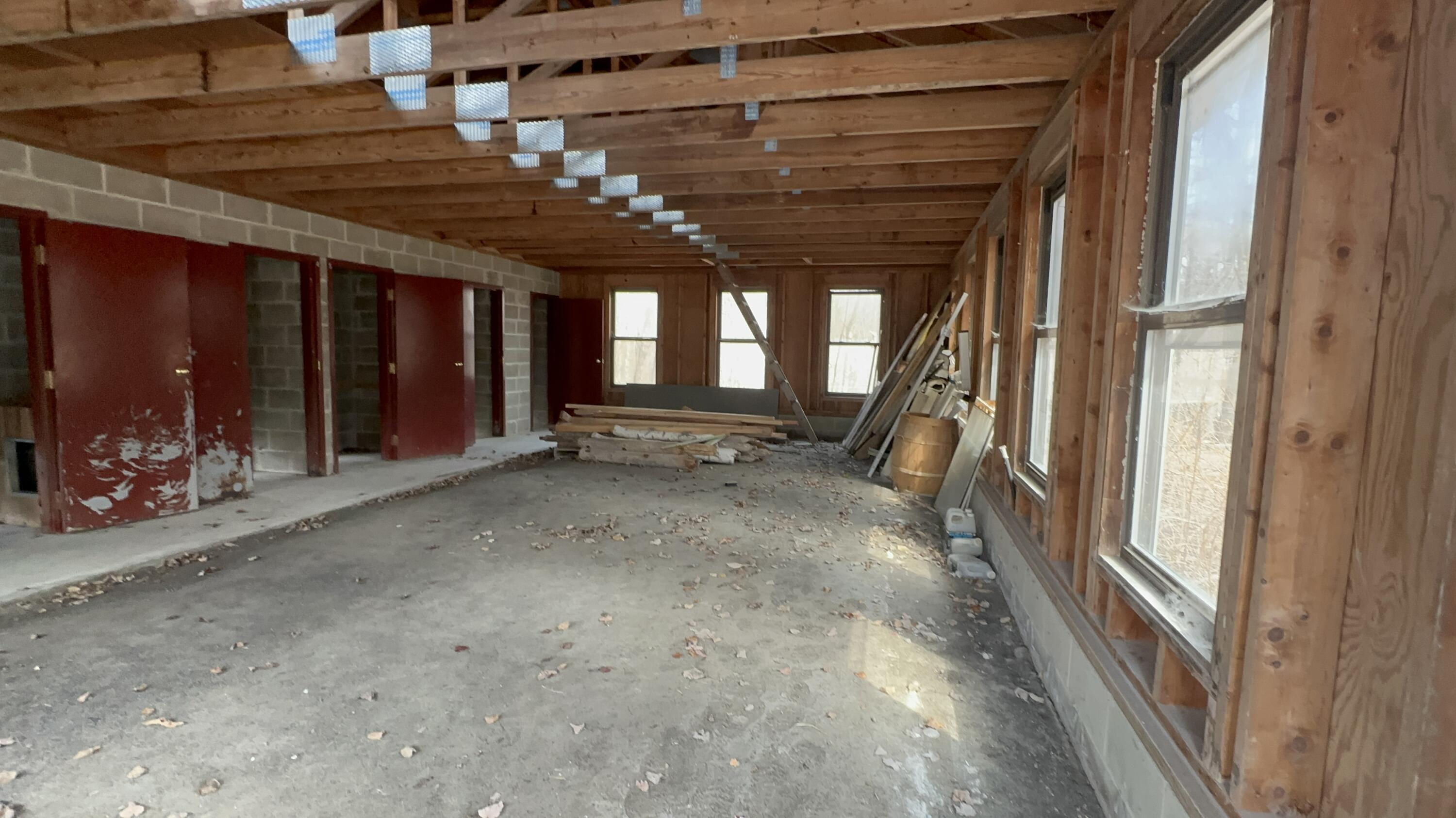 6 Coyote Alley Belgrade ME 04917