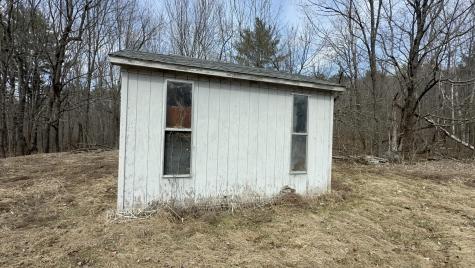 6 Coyote Alley Belgrade ME 04917