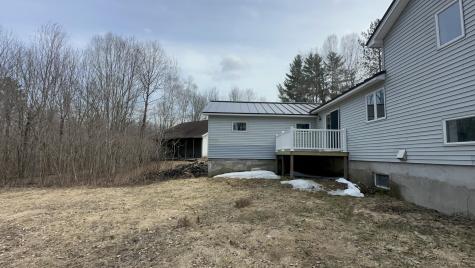 6 Coyote Alley Belgrade ME 04917