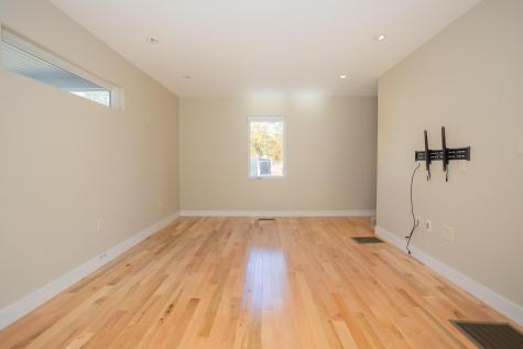 189 Middle Street Farmington ME 04938