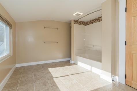 189 Middle Street Farmington ME 04938