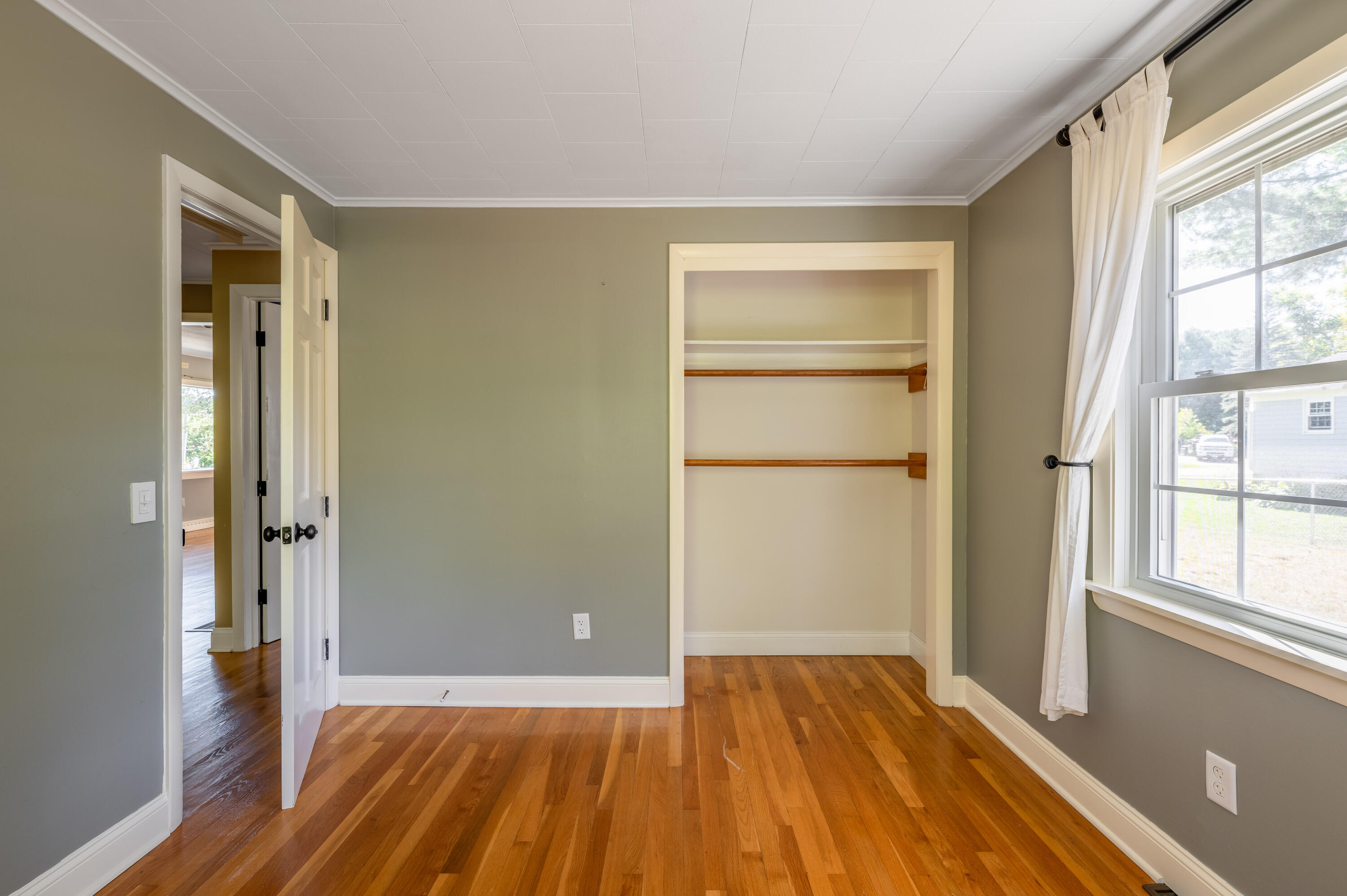 49 Perry Road Hampden ME 04444