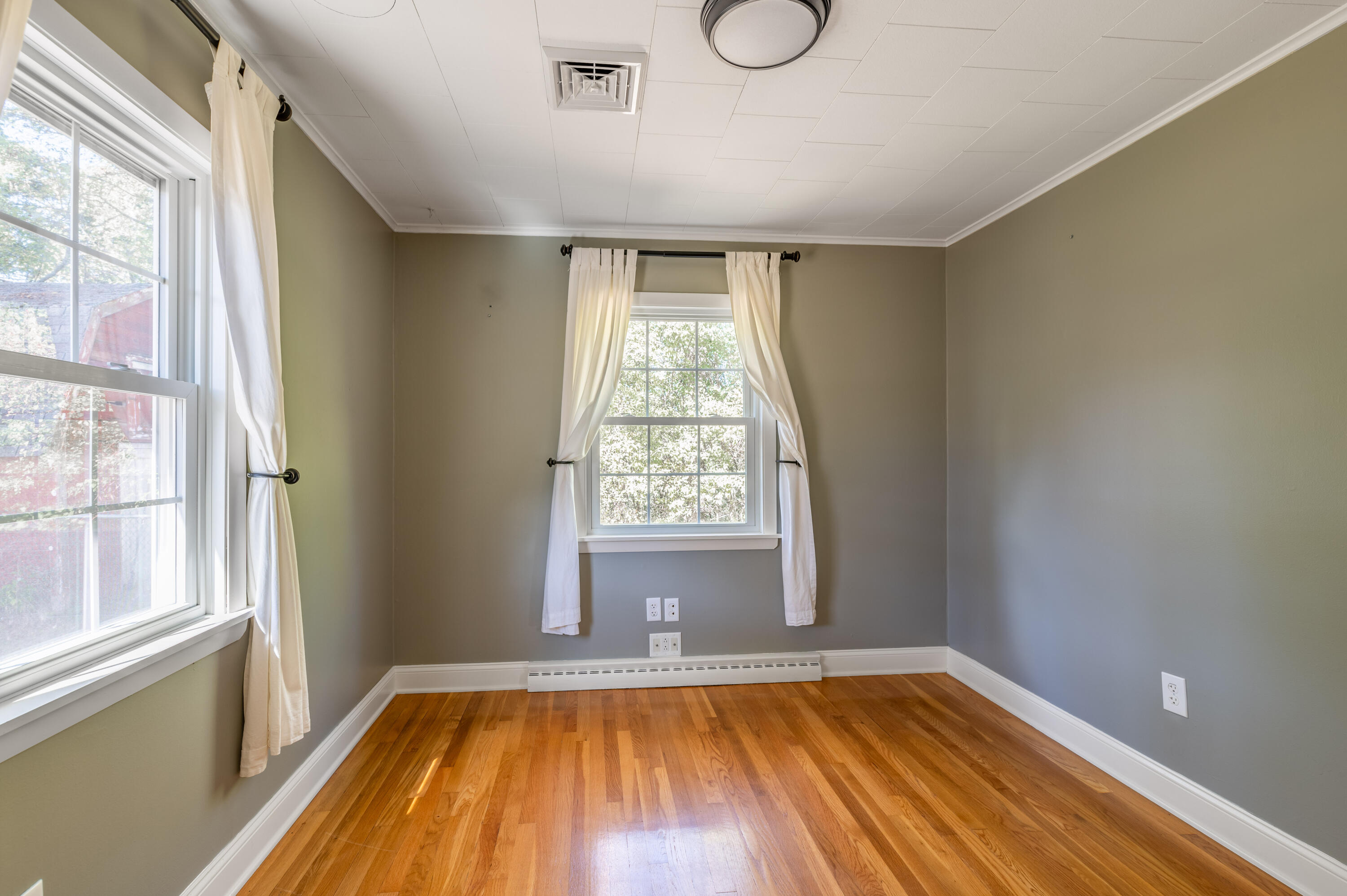 49 Perry Road Hampden ME 04444