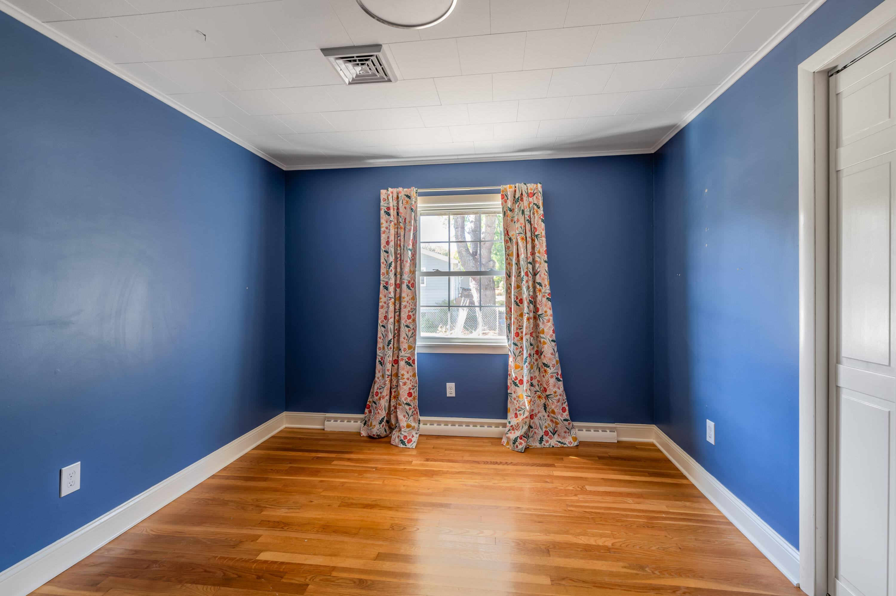 49 Perry Road Hampden ME 04444