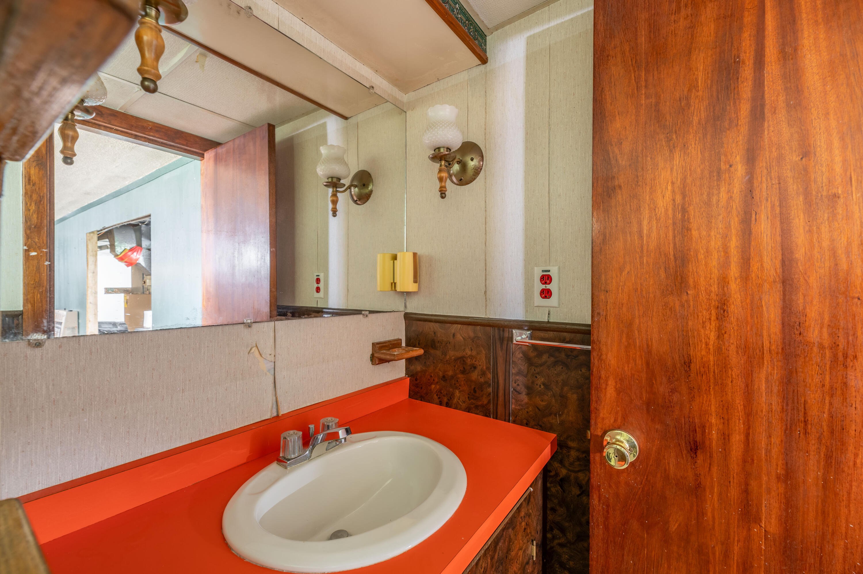 49 Perry Road Hampden ME 04444