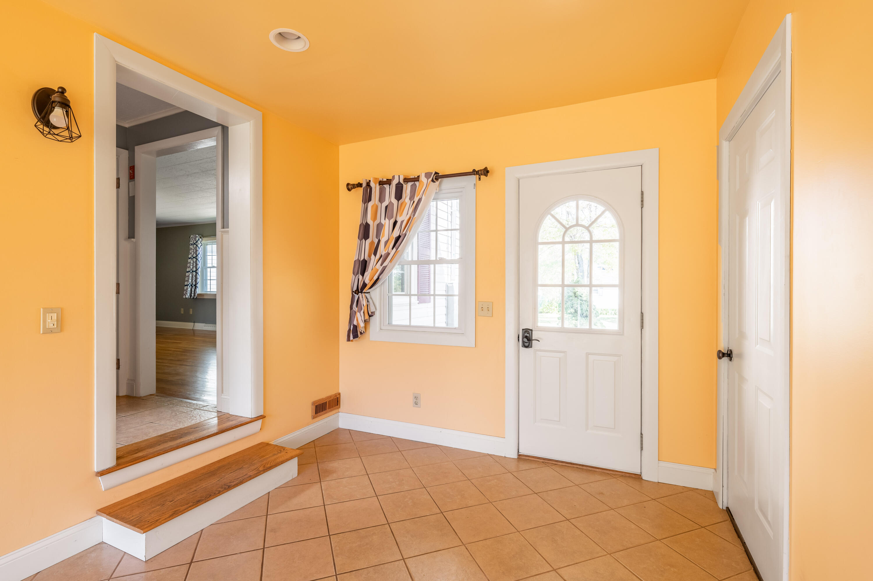 49 Perry Road Hampden ME 04444