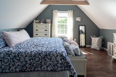 53 Gina Street Lewiston ME 04240