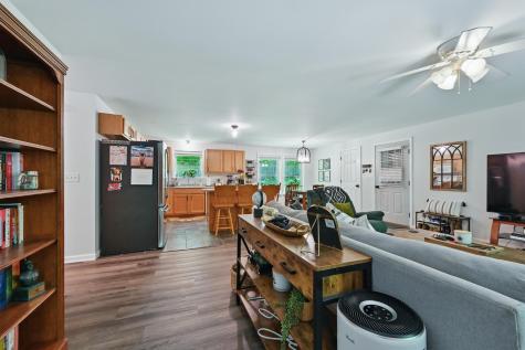 174 Dutton Road China ME 04358