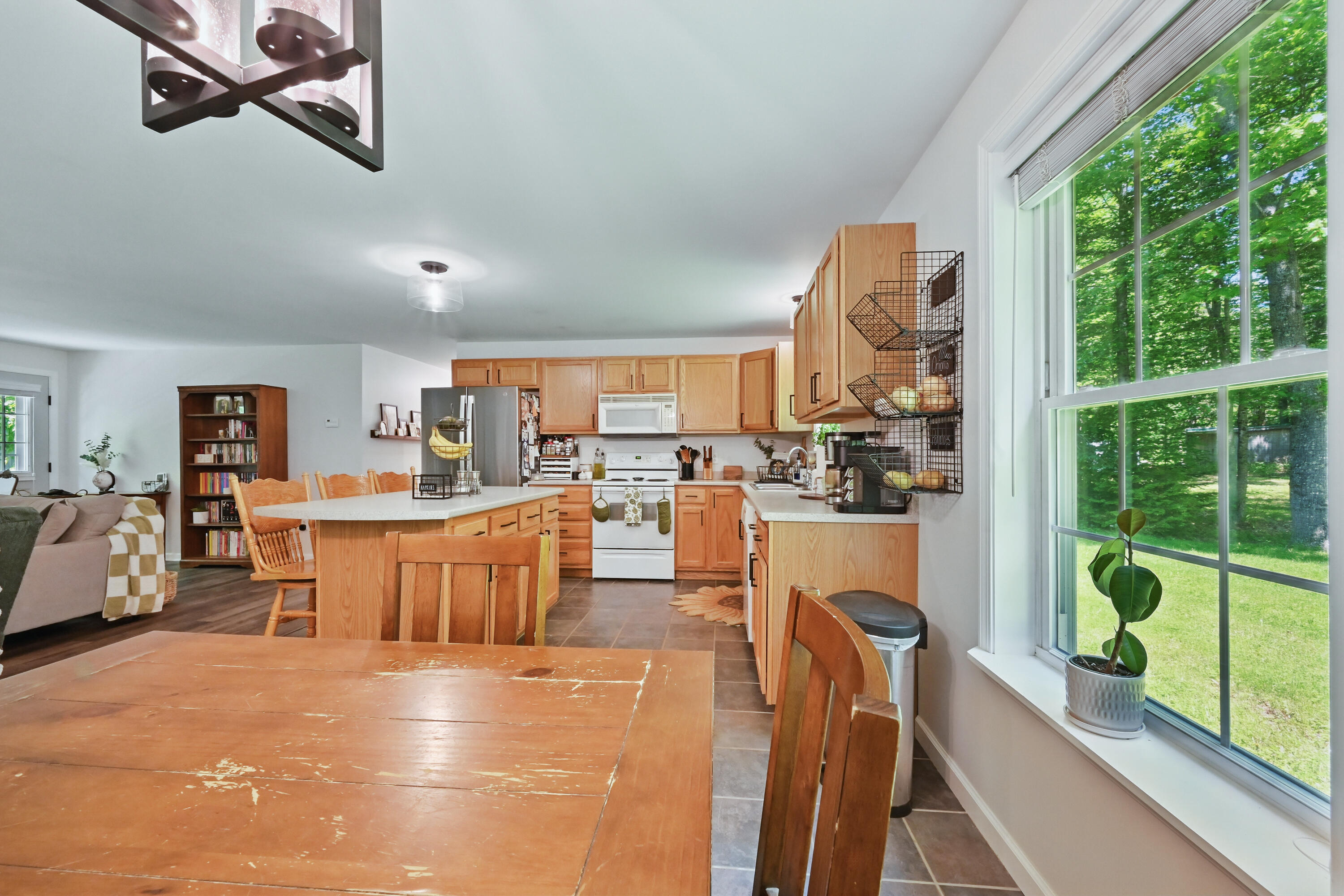 174 Dutton Road China ME 04358