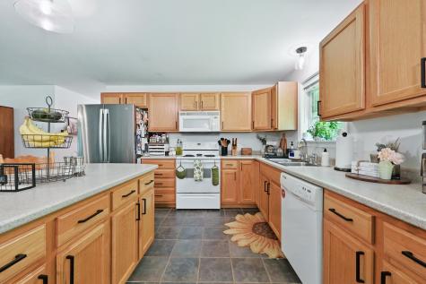 174 Dutton Road China ME 04358