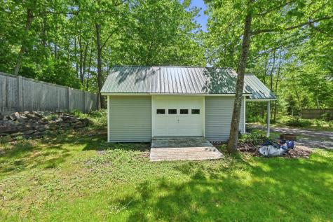 174 Dutton Road China ME 04358