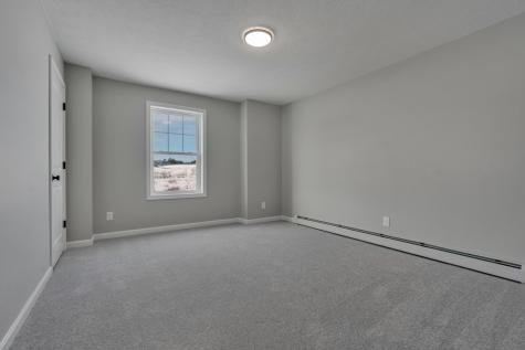 10 Cowbell Drive Gorham ME 04038