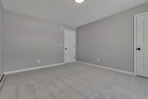 10 Cowbell Drive Gorham ME 04038