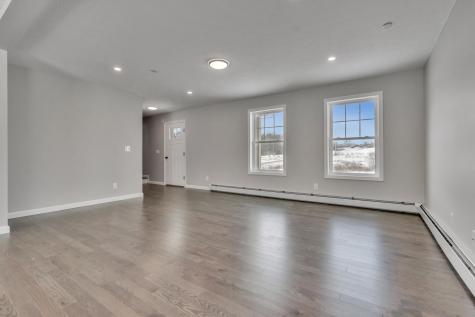 10 Cowbell Drive Gorham ME 04038