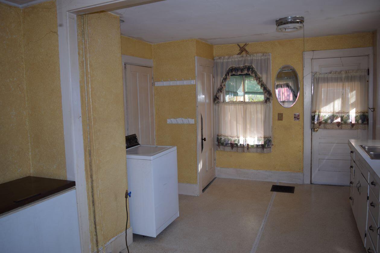 31 South Street Ellsworth ME 04605