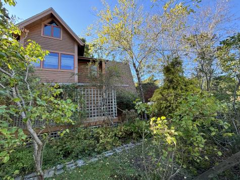 64 E Main Street Vinalhaven ME 04863