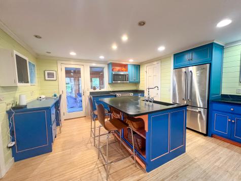 64 E Main Street Vinalhaven ME 04863