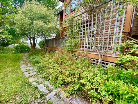 64 E Main Street Vinalhaven ME 04863