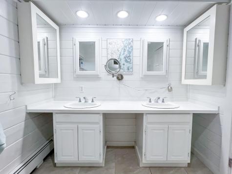 64 E Main Street Vinalhaven ME 04863