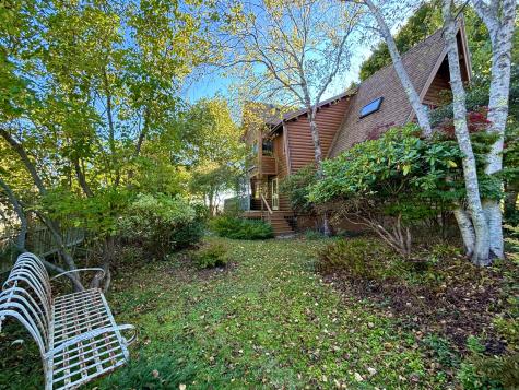 64 E Main Street Vinalhaven ME 04863