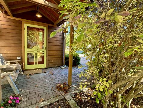 64 E Main Street Vinalhaven ME 04863