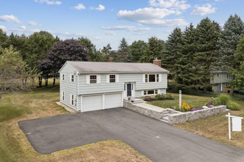 9 Eastfield Road Cape Elizabeth ME 04107