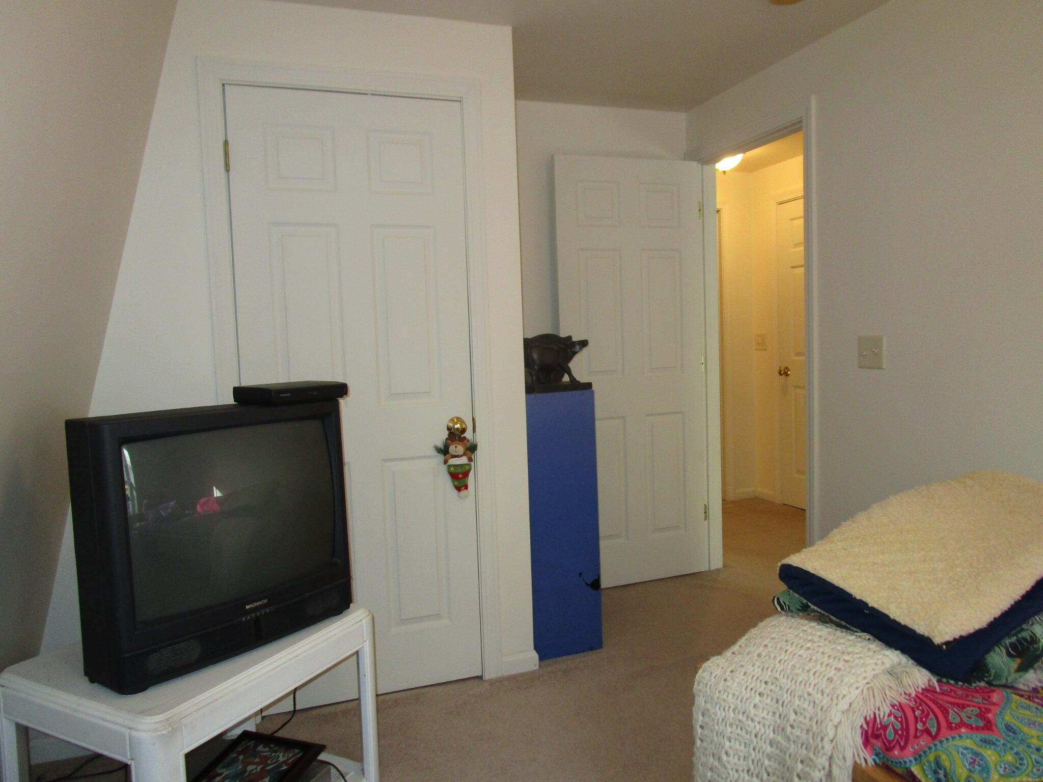 11 Webber Farm Road Paris ME 04281