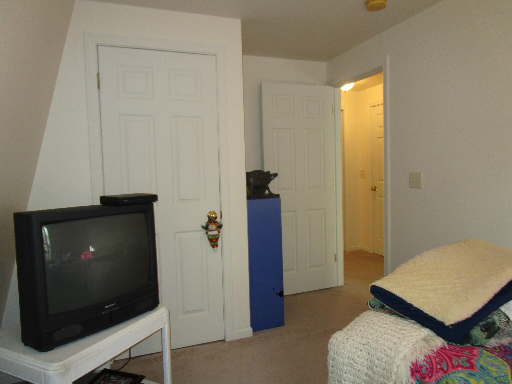 11 Webber Farm Road Paris ME 04281