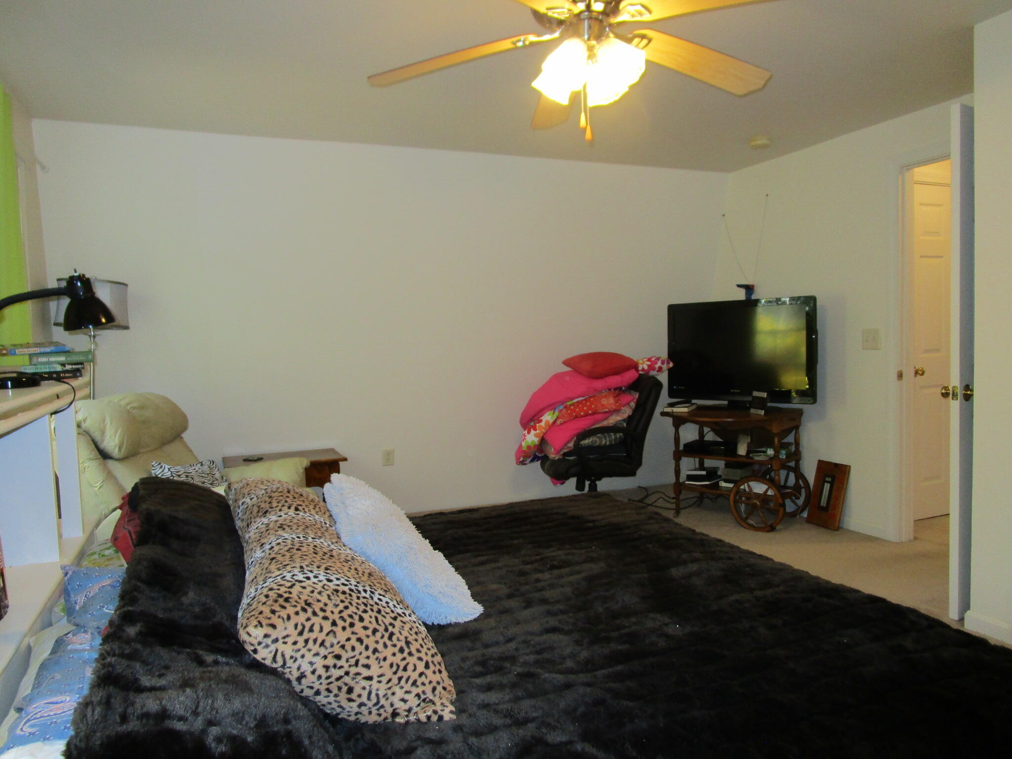 11 Webber Farm Road Paris ME 04281