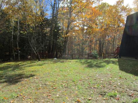 11 Webber Farm Road Paris ME 04281