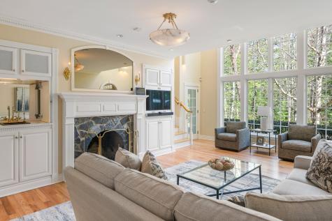 13 Streamwood Lane Falmouth ME 04105