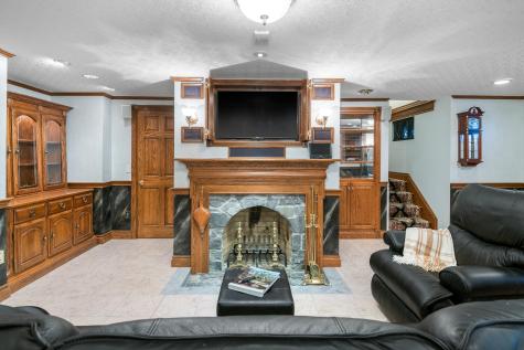 13 Streamwood Lane Falmouth ME 04105