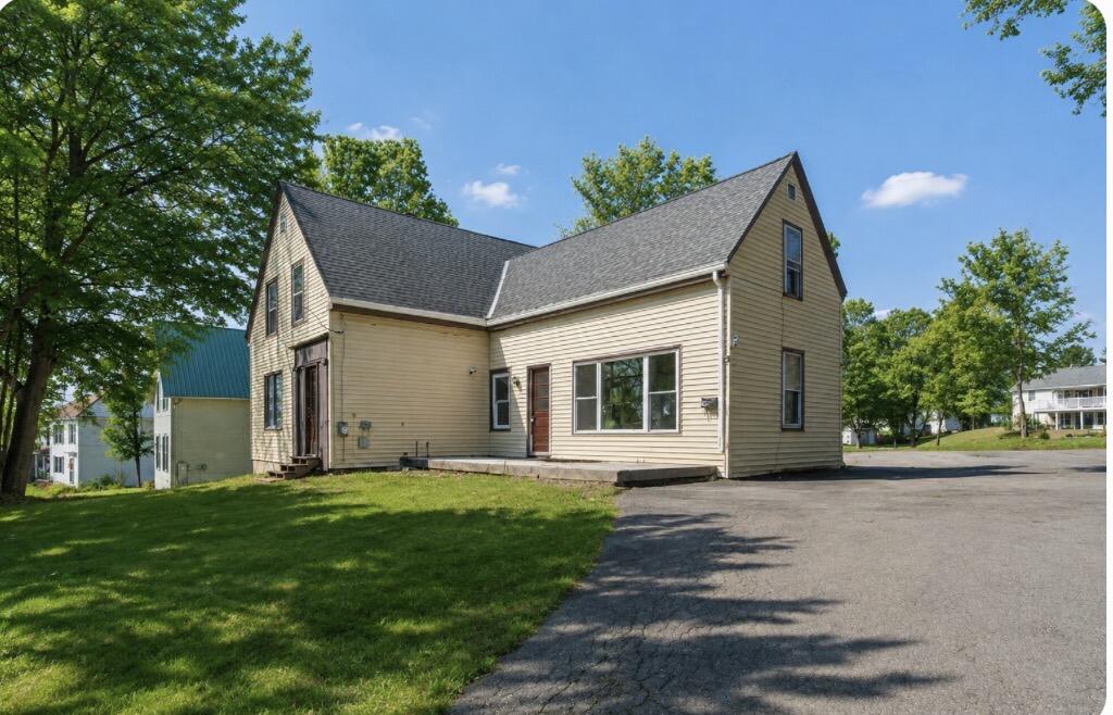 82 Summer Street Dover-foxcroft ME 04426