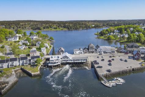 15 Main Street Vinalhaven ME 04863
