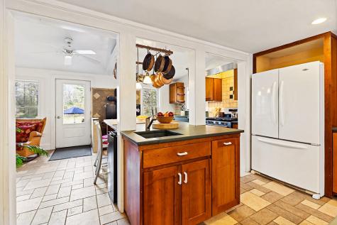 183 Mountain Road Falmouth ME 04105