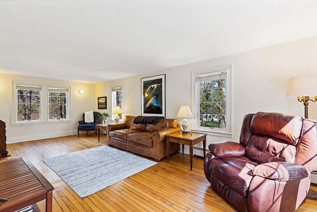 183 Mountain Road Falmouth ME 04105