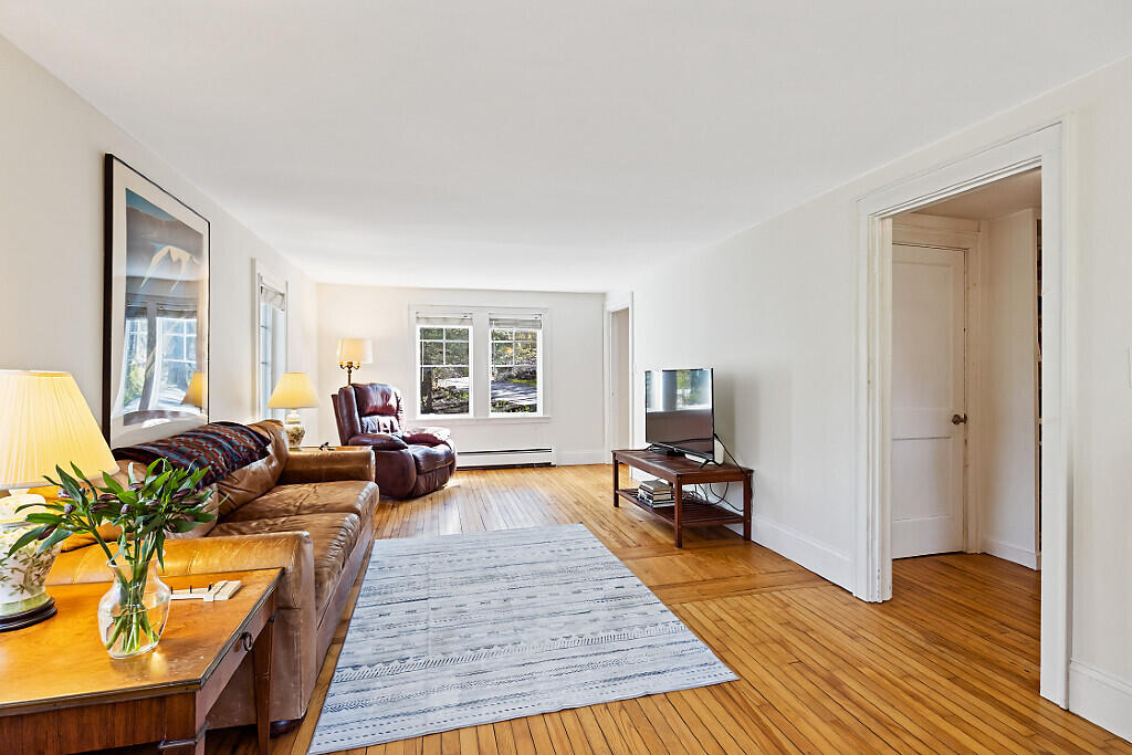 183 Mountain Road Falmouth ME 04105