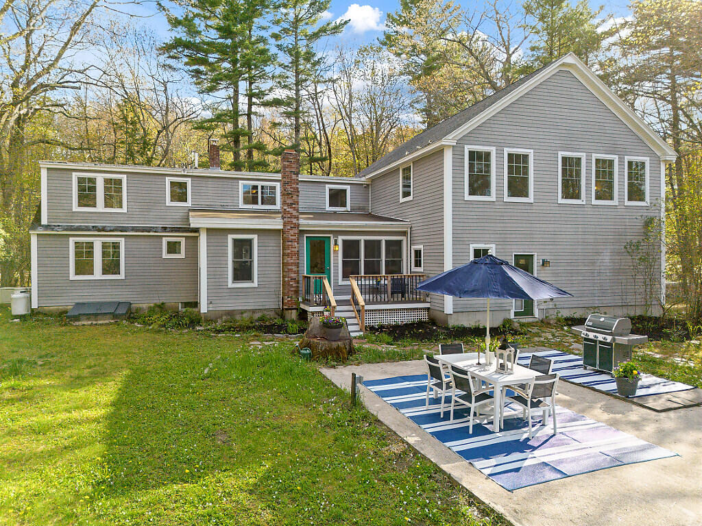 183 Mountain Road Falmouth ME 04105