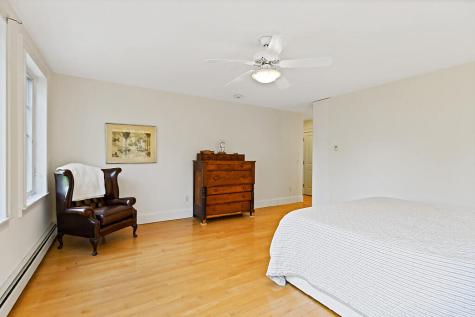 183 Mountain Road Falmouth ME 04105