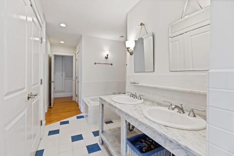 183 Mountain Road Falmouth ME 04105