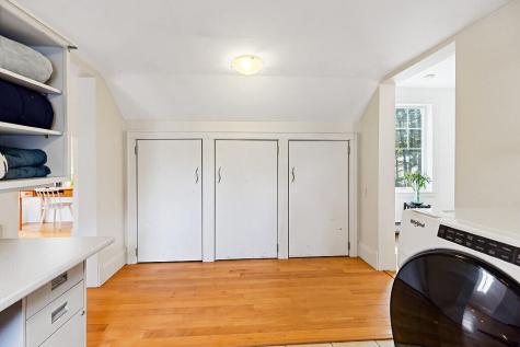 183 Mountain Road Falmouth ME 04105